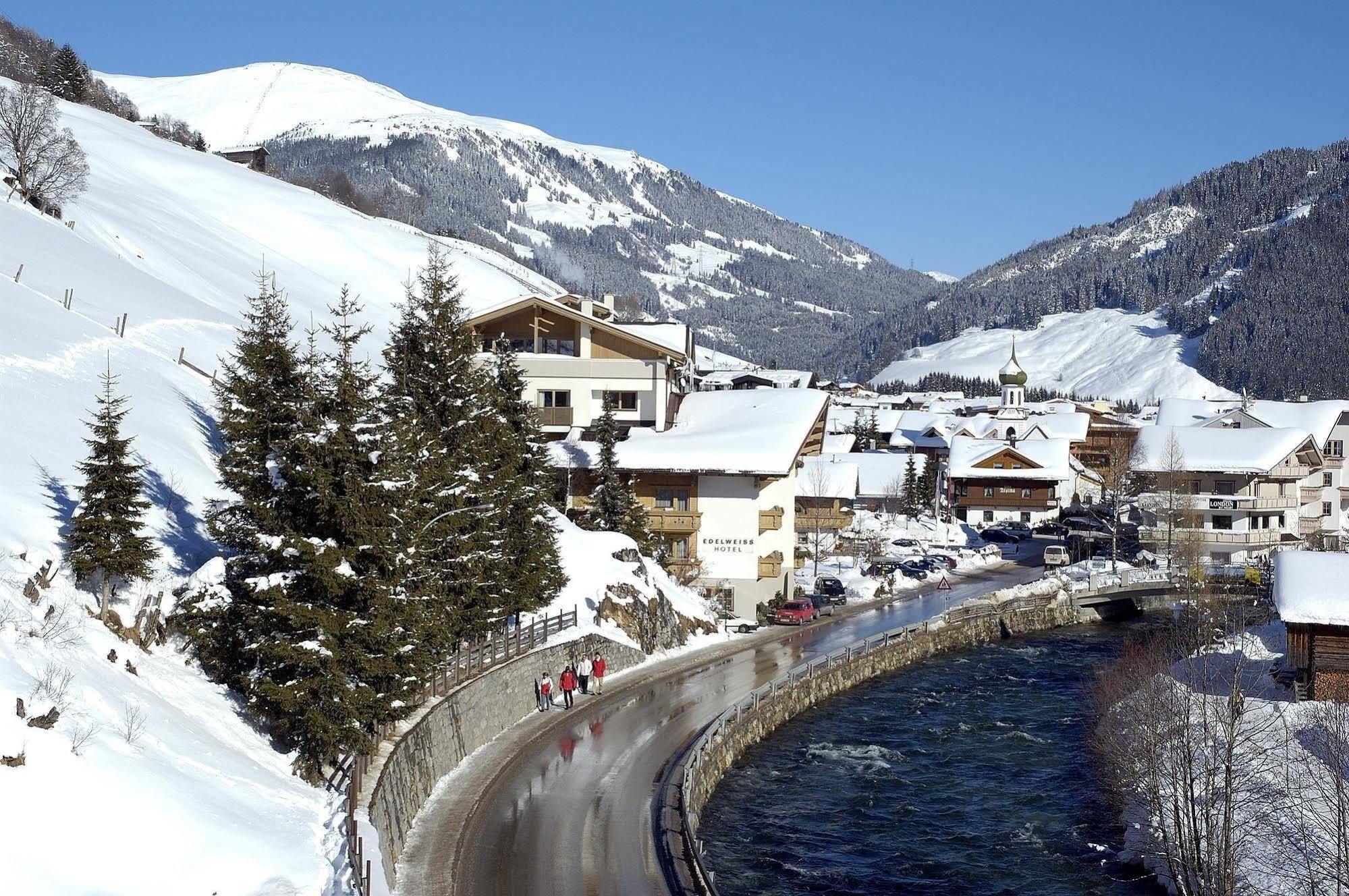 Alpenherz Hotel Garni Gerlos Εξωτερικό φωτογραφία